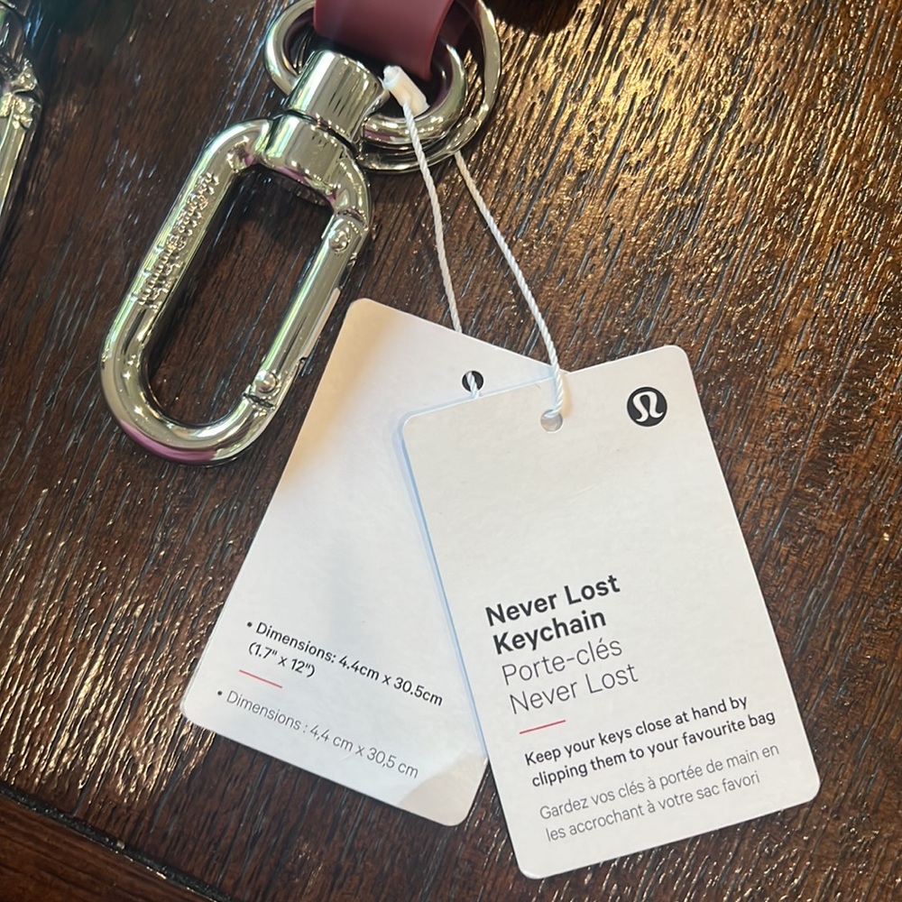 🩵🩷Lululemon Never Lost Keychain Bundle of 2!! Sonic Pink and Mint Moment!🩷🩵 - Picture 3 of 6